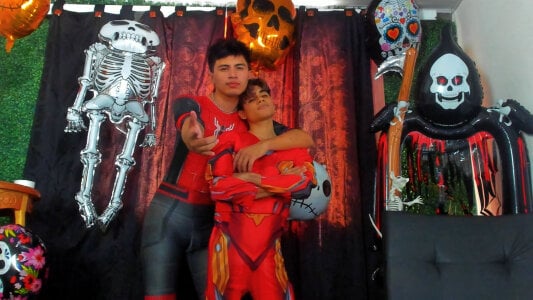 spicy_adonhis Between webs and fire… caught in desire Billede 2