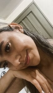 IsabellaClarkeC I’m online now, from 8:30 AM to 3:30 PM (Colombia) 🕘✨ I woke up craving your attention… soft skin, Pic 2