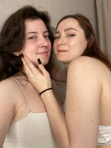 LaneDoellのsexy girlsの 7枚の写真