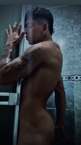 Shower sexy od AlamJams  4 snímek