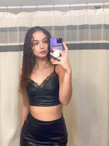 roxxxyrose Public Photo 8