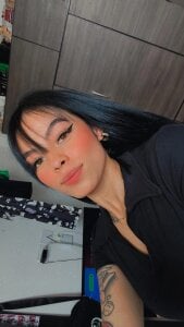 leslie_thompson Public Immagine  2