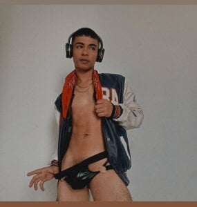 ShakoSk8 Public Hình 4