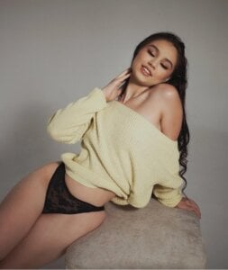 Amelia_Saenz_ 🍒 Pretty Woman 🍒 Pic