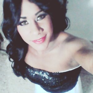 Amy_monserrat Public Pic 4