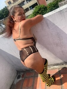 grandmother_milf 🎁Vey Horny grandmother 🎁 Photo