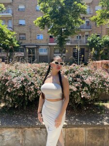 Nanii___ sunny day 🌞🌞 Pic 4