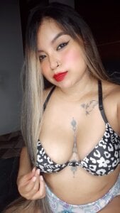 Emily_Lit: A SEXY GIRL ( 3 фото)