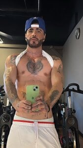 Darwin_Horny Enjoy this body 🤤🤤 Pic 3