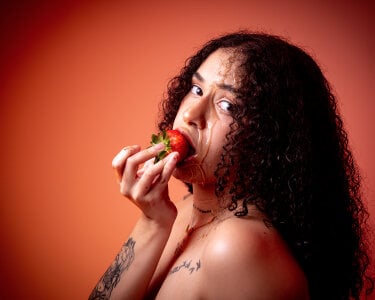 Annie_roselle Sexy tropical Pic 3