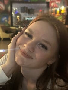 KarlynGow The Way You Look at Me Pic