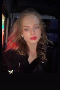 ShanikaSheckles kullanıcısının My irl albümü -  2 fotoğraf