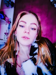 Jana-Bella Your Queen Pic 4