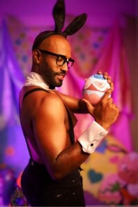 LOGAN_ADAMS27のTEH BIG PASCUA 🍆の 3枚の写真