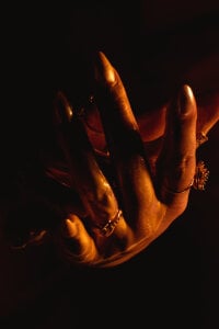 Anagreys Golden Pic 2