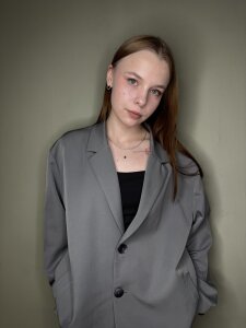 OmaBolnick Public Pic 5