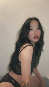 Lee_yoo My first pics here Pic
