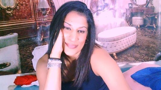 azi18/10 de IndianSexcSmyle  6 Imagens