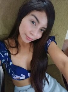 kitana_23 Public Pic 5