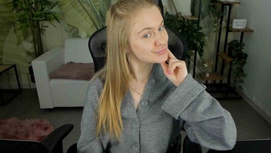 Olivia-Bloom hi hi hi Pic 4