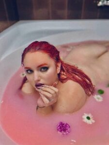 Esteri_Moon Public รูป  2