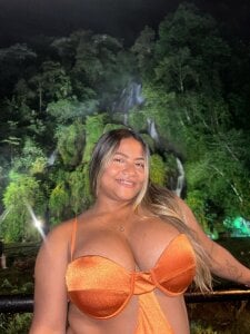 Scarlet_vibe07 Public Pic 6