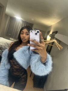 Mercedeszzz Public Pic 2