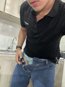 roguer_darkk These pants are burning Pic 6