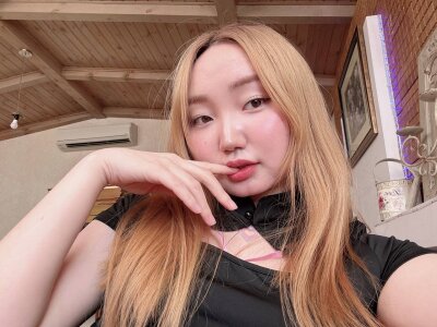 CoralinaDiamond Public Pic 2