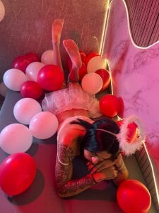 ArohomLester Happy Valentine's Day صورة واحدة|ArohomLester Happy Valentine's Day صورتان|ArohomLester Happy Valentine's Day  صور|ArohomLester Happy Valentine's Day  صورة