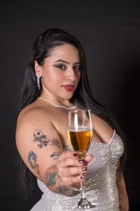 HBD to me 🥂 od EmmaWalkerr_  5 snímek