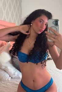 emma_scott_7 Your blue girl💙💙 Kuva 3