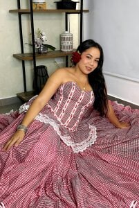 Victoria-Collins_ Carnaval Baranquilla Pic 4