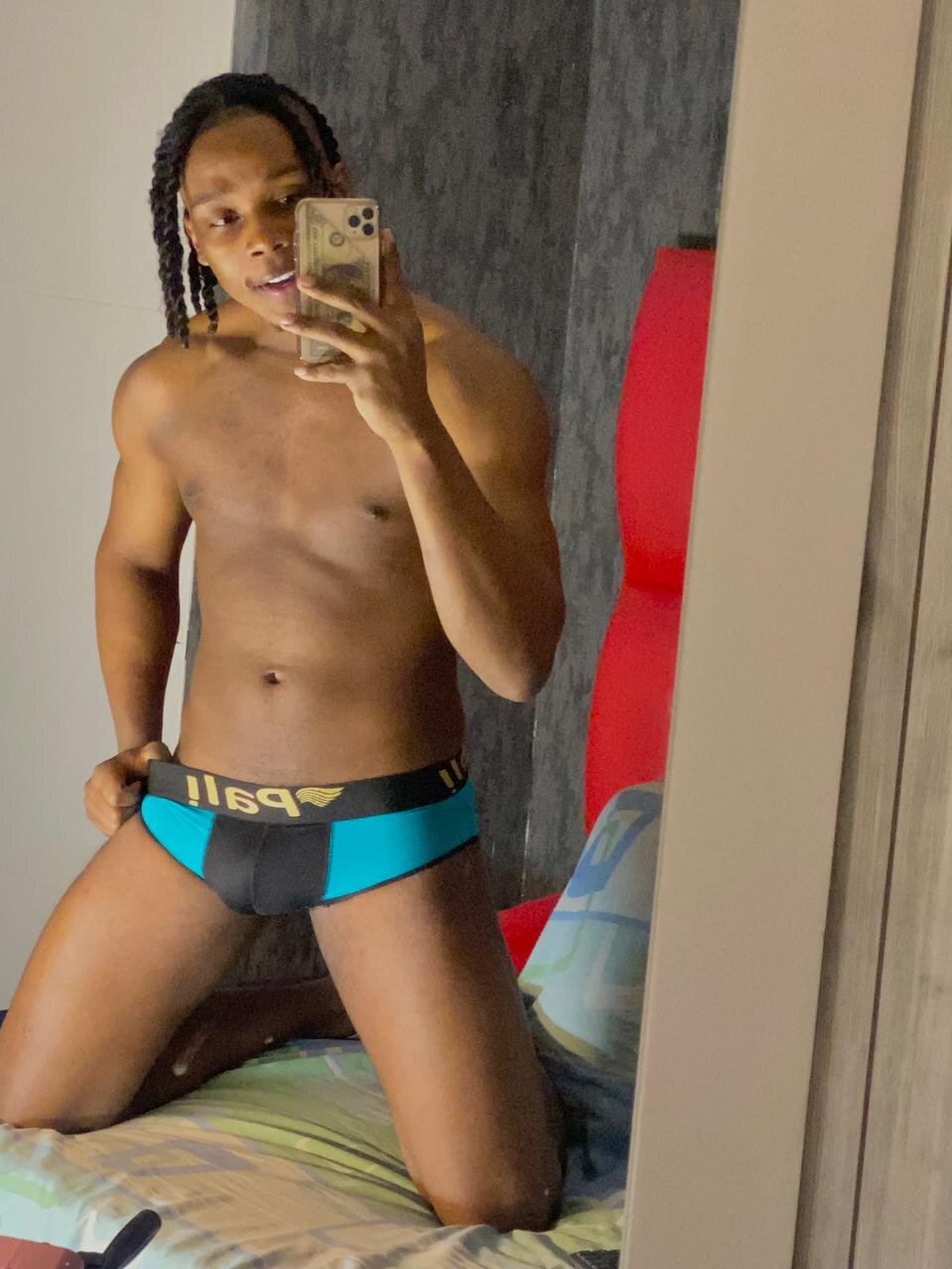 Трендове зображення  2401 DominicSccott