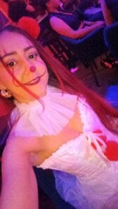 bianca_milfsexy Penywise halloween 🎃🎃🎃🧡🧡🎃🧡🎃🧡🎃🧡 Pic 3