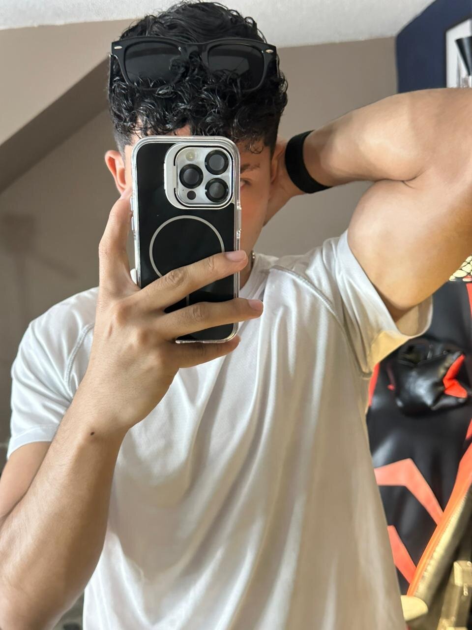 NicolaiKarav 님의 트렌드 중인 사진  2579개