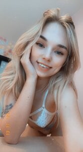 VirginChloe Public Pic 2