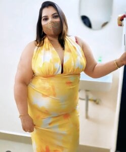 YourshotfriendNikkiSharma Public Pic 5