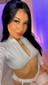 Salome_Aldanaa Public Pic 5