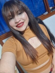 lucy_red_ Public Gambar 2