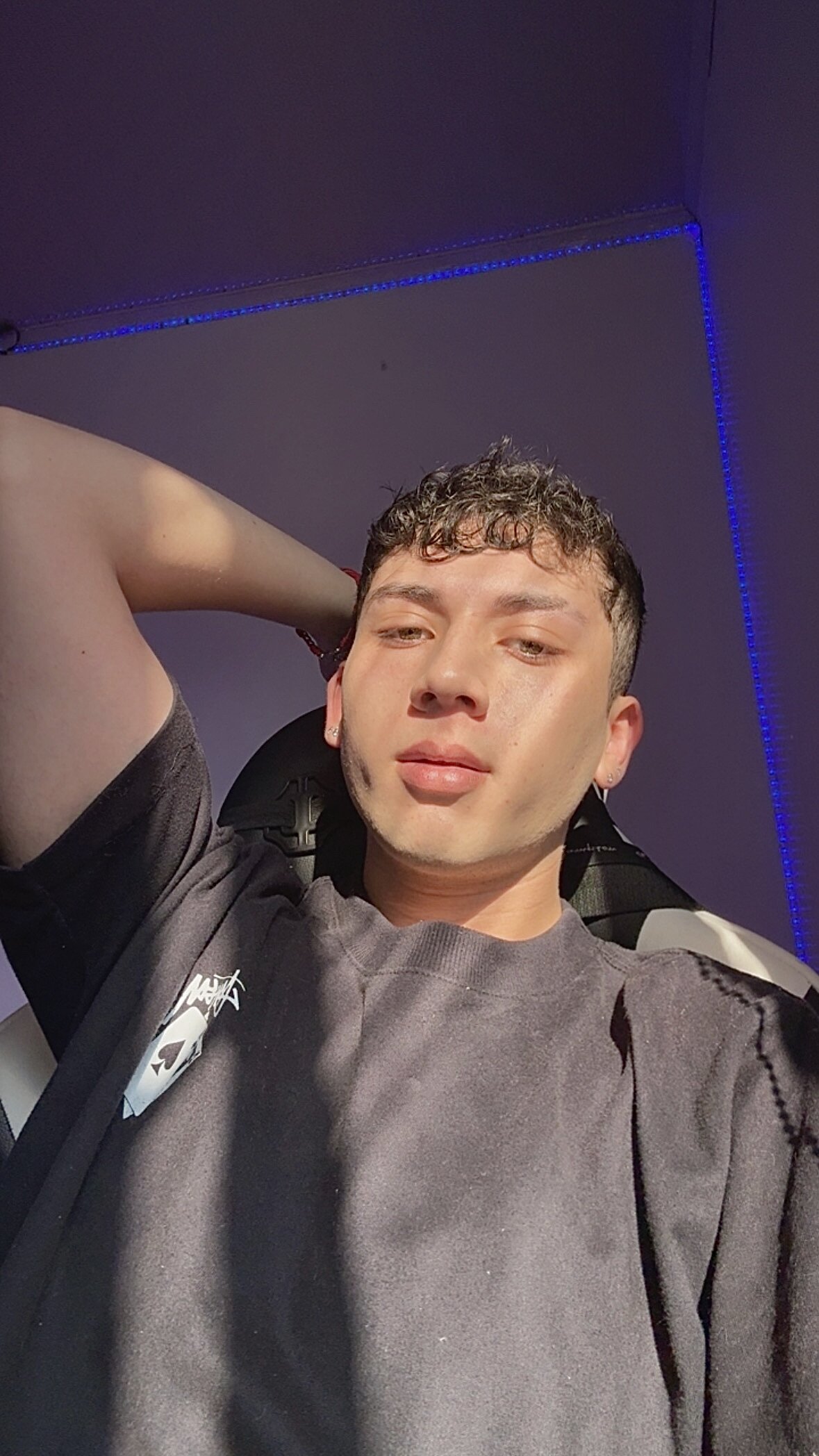 oliver_kyy immagine di tendenza 5693