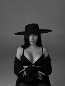 LunaBerry Public Pic