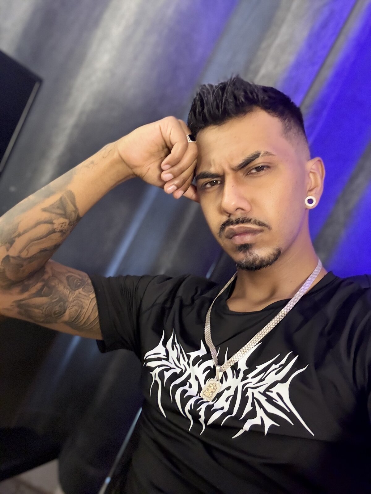 Latinmoster_boss 热门图片 1577