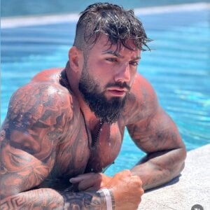 masterkingofmusclee Public XXX Photo 3