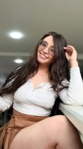 Eva_Macalliter “There’s a tension here… and I don’t want to break it.” Pic 3