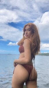 me de zyzyhot03  4 Imagens