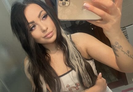 AnitaLevanta Public Pic 4