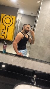 Hoot_tiger some at the gym Pic 2