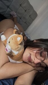 Abby_Raschell Shall we play?😈🤍 Pic