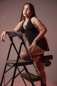 Mila_lanes: Sexy girl 🔥 ( 2 фото)